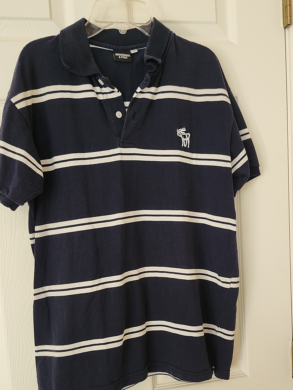 Abercrombie & Fitch Navy and White Striped Men’s Polo